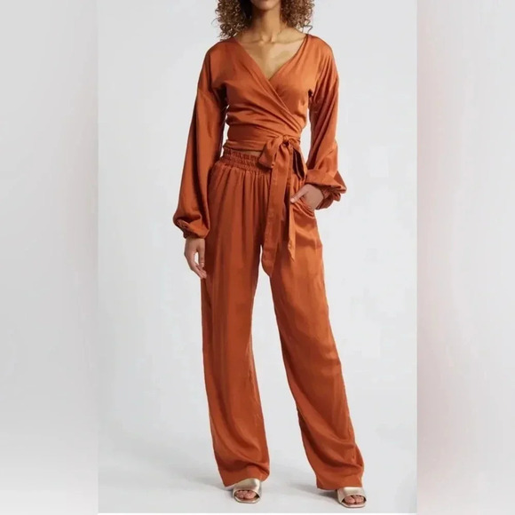 Diarrablu Pants - NWOT DIARRABLU Leer Palazzo Pants Large in Rust